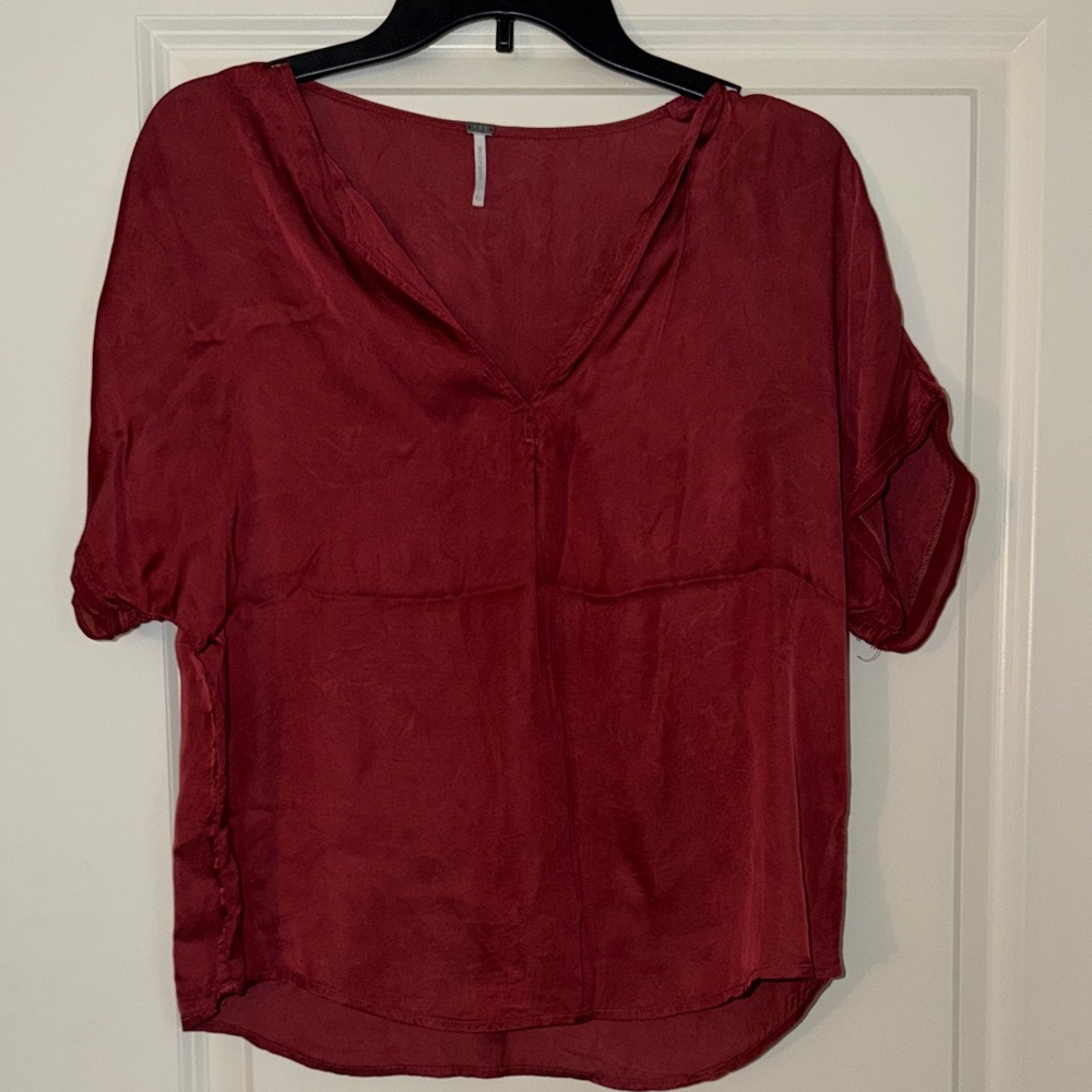 Chic Burgundy Women's Blouse